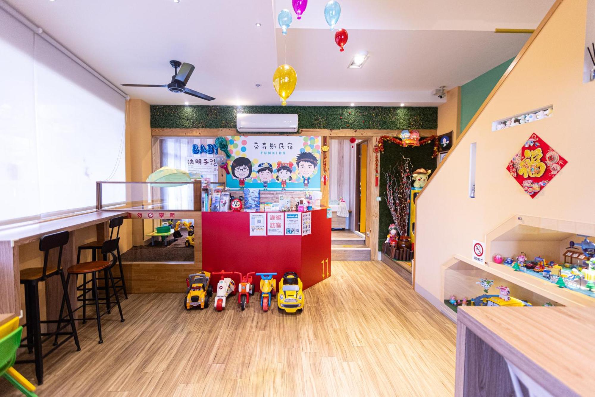 Fun Kids B&B Hualien Exterior foto
